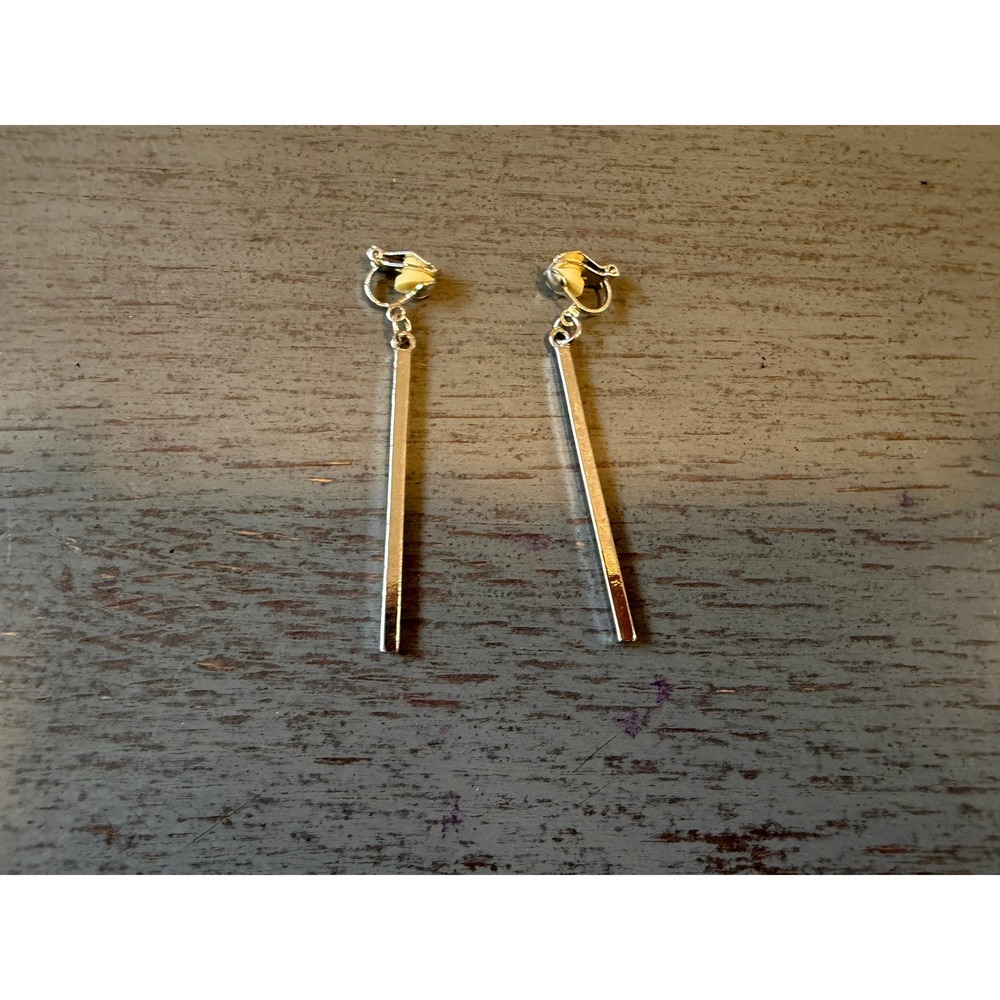 Silver Tone Bar Dangle Clip On Earrings Minimalist Vertical Drop Jewelry